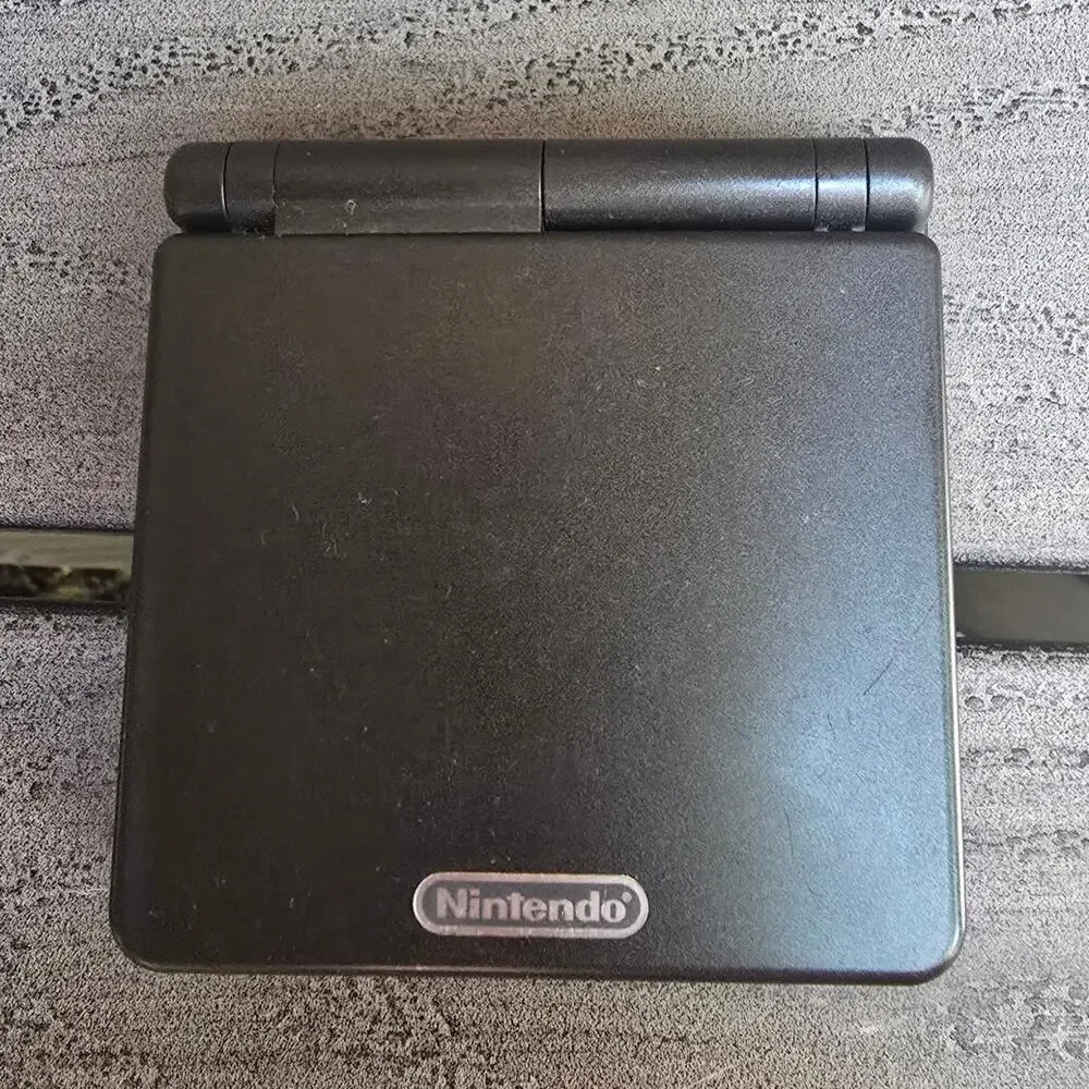 Nintendo Game Boy Advance SP Onyx Black Console Bundle 3 Games Charger GBA